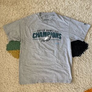 Philadelphia Eagles Super Bowl LII Champion T-Shirt (large)